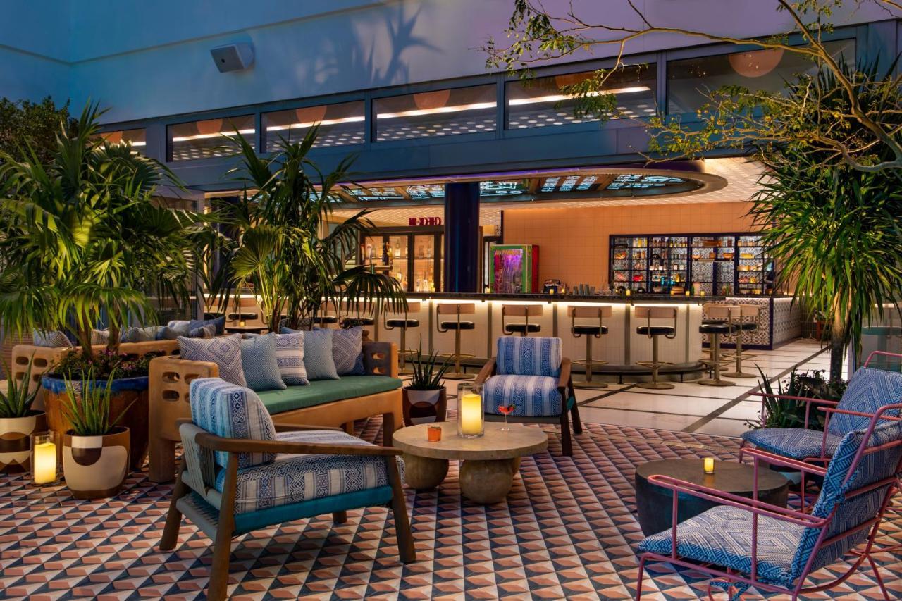 Moxy Miami South Beach Маями Бийч Екстериор снимка