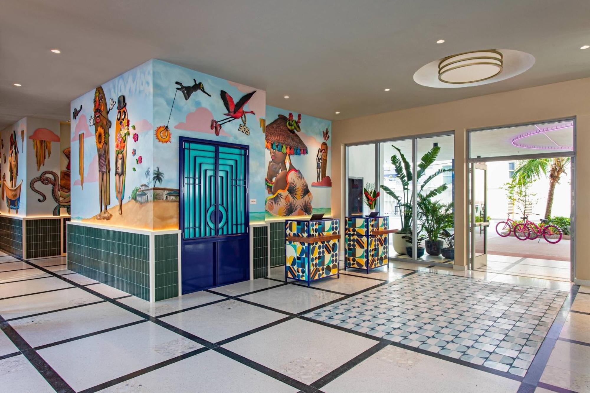 Moxy Miami South Beach Маями Бийч Екстериор снимка
