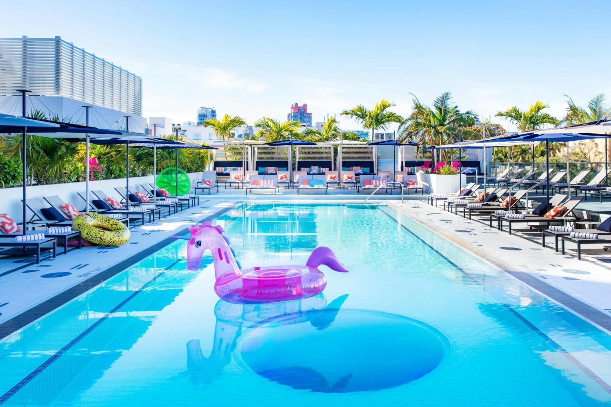 Moxy Miami South Beach Маями Бийч Екстериор снимка